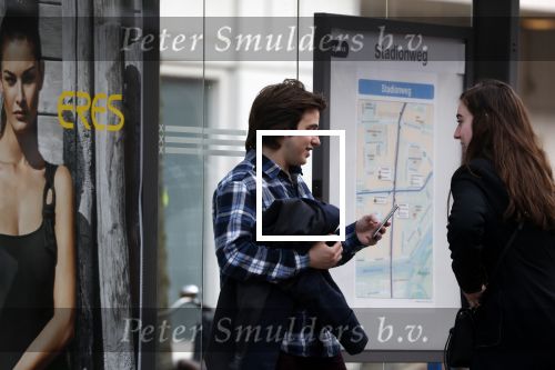 Amsterdam 14 april 2018
Bickel Krabbe wacht samen met zijn vriendin op de tram