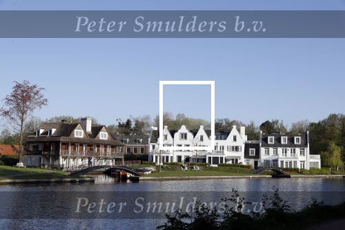 Breukelen 21 en 22 april 2018
Andre Hazes jr en zijn neef Djarno Hofland wonen in een huis op het complex Overweer in Breukelen.