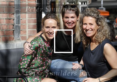 Amsterdam 19 april 2018
Carlijn de Vries viert haar verjaardag met vriendinnen Jorica Koppen en â€¦.