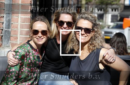 Amsterdam 19 april 2018
Carlijn de Vries viert haar verjaardag met vriendinnen Jorica Koppen en â€¦.
