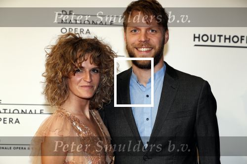 Amsterdam 18 april 2018
 Koning Willem-Alexander en koningin Maxima wonen de premiere bij van Gurre-Lieder in de Nationale Opera & Ballet in de stopera. Carolien Borgers met partner Philip Huff