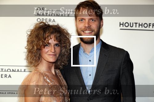 Amsterdam 18 april 2018
 Koning Willem-Alexander en koningin Maxima wonen de premiere bij van Gurre-Lieder in de Nationale Opera & Ballet in de stopera. Carolien Borgers met partner Philip Huff