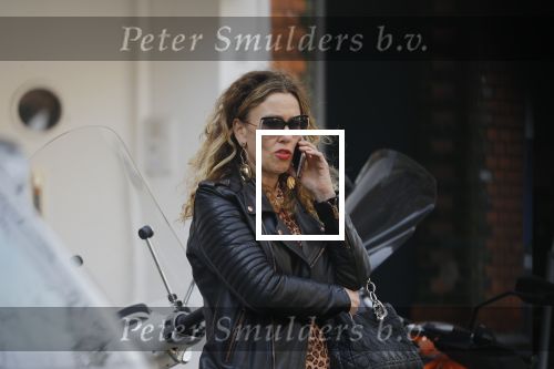 Amsterdam 16 april 2018
Claudia Straatmans bellend op straat