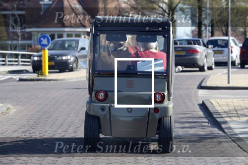 Amsterdam 18 april 2018
Connie Witteman met Janny ( haar steun en toeverlaat al meer dan 30 jaar) in haar Biro Karretje