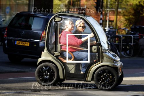 Amsterdam 18 april 2018
Connie Witteman met Janny ( haar steun en toeverlaat al meer dan 30 jaar) in haar Biro Karretje