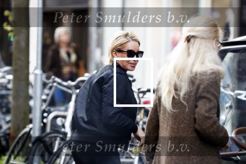 Amsterdam 25 april 2018
Connie Witteman in haar karretje op de pc hooftstraat