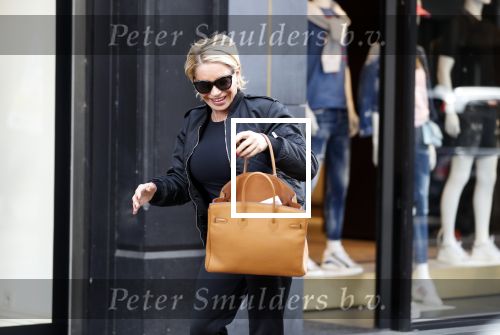 Amsterdam 25 april 2018
Connie Witteman in haar karretje op de pc hooftstraat