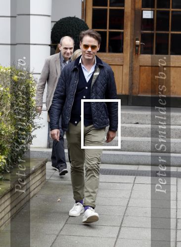 Hamburg 13 april 2018
Sylvie Meis viert haar 40e verjaardag oa met haar vader en moeder en haar broer Daniel. Ze gingen smiddags lunchen in Restaurant Daniel en s avonds was het feest in hotel Radisson Blue in Hamburg.