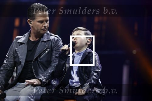 Amsterdam 14 april 2018
Heel holland zingt Hazes in het ziggo dome met oa Andre Hazes Jr Jeroen v d Boom Xander de Buisonje Roxeanne Hazes (zwanger) Peter Beense Trijntje Oosterhuis Danny de Munk Silver Metz en Barry Hay.