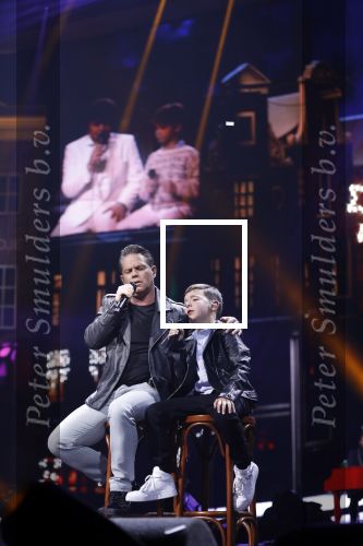 Amsterdam 14 april 2018
Heel holland zingt Hazes in het ziggo dome met oa Andre Hazes Jr Jeroen v d Boom Xander de Buisonje Roxeanne Hazes (zwanger) Peter Beense Trijntje Oosterhuis Danny de Munk Silver Metz en Barry Hay.