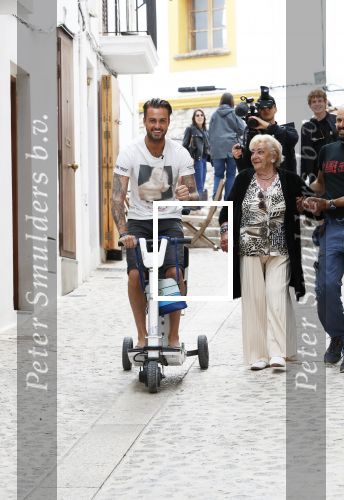 4 Mei 2018 Ibiza,
Dave Roelvink met vriendin