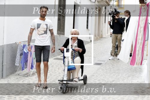 4 Mei 2018 Ibiza,
Dave Roelvink met vriendin