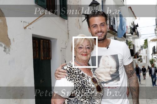 4 Mei 2018 Ibiza,
Dave Roelvink met vriendin