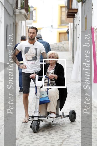 4 Mei 2018 Ibiza,
Dave Roelvink met vriendin