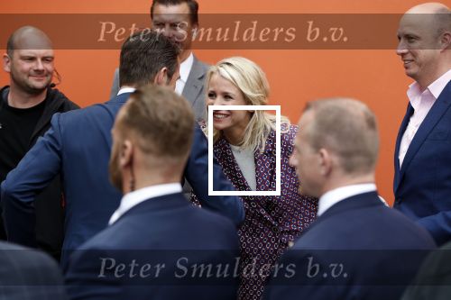 Groningen 27 april 2018
Koningsdag in Groningen met Koning Willem Alexander Koningin Maxima prinses Amalia Arian Alexia . Verder ook aanwezig Prins Maurits Prinses Marilene Prins Bernhard Prinses Annette Prins Floris Prinses Aimee en prins Pieter Christiaan. Dionne Stax en Bertus Holkema