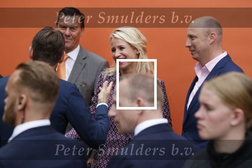Groningen 27 april 2018
Koningsdag in Groningen met Koning Willem Alexander Koningin Maxima prinses Amalia Arian Alexia . Verder ook aanwezig Prins Maurits Prinses Marilene Prins Bernhard Prinses Annette Prins Floris Prinses Aimee en prins Pieter Christiaan. Dionne Stax en Bertus Holkema