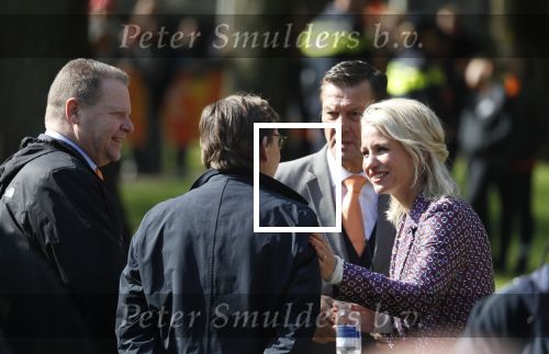 Groningen 27 april 2018
Koningsdag in Groningen met Koning Willem Alexander Koningin Maxima prinses Amalia Arian Alexia . Verder ook aanwezig Prins Maurits Prinses Marilene Prins Bernhard Prinses Annette Prins Floris Prinses Aimee en prins Pieter Christiaan. Dionne Stax en Bertus Holkema