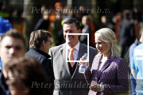 Groningen 27 april 2018
Koningsdag in Groningen met Koning Willem Alexander Koningin Maxima prinses Amalia Arian Alexia . Verder ook aanwezig Prins Maurits Prinses Marilene Prins Bernhard Prinses Annette Prins Floris Prinses Aimee en prins Pieter Christiaan. Dionne Stax en Bertus Holkema