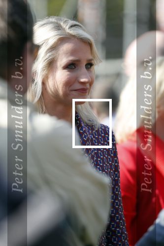Groningen 27 april 2018
Koningsdag in Groningen met Koning Willem Alexander Koningin Maxima prinses Amalia Arian Alexia . Verder ook aanwezig Prins Maurits Prinses Marilene Prins Bernhard Prinses Annette Prins Floris Prinses Aimee en prins Pieter Christiaan. Dionne Stax en Bertus Holkema