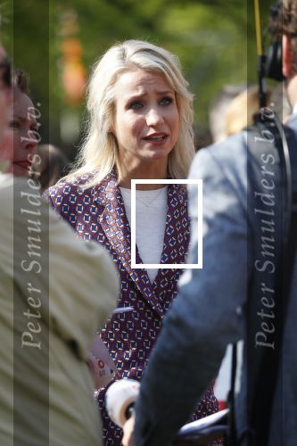 Groningen 27 april 2018
Koningsdag in Groningen met Koning Willem Alexander Koningin Maxima prinses Amalia Arian Alexia . Verder ook aanwezig Prins Maurits Prinses Marilene Prins Bernhard Prinses Annette Prins Floris Prinses Aimee en prins Pieter Christiaan. Dionne Stax en Bertus Holkema