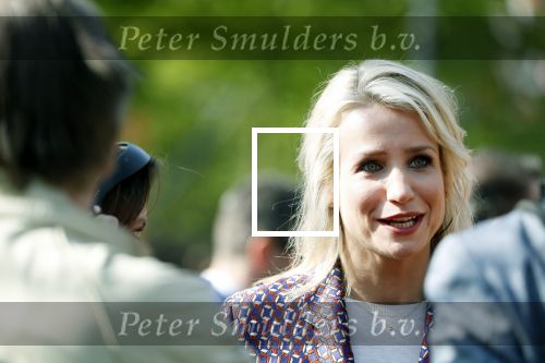 Groningen 27 april 2018
Koningsdag in Groningen met Koning Willem Alexander Koningin Maxima prinses Amalia Arian Alexia . Verder ook aanwezig Prins Maurits Prinses Marilene Prins Bernhard Prinses Annette Prins Floris Prinses Aimee en prins Pieter Christiaan. Dionne Stax en Bertus Holkema