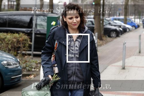 Hamburg 13 april 2018
Sylvie Meis viert haar 40e verjaardag oa met haar vader en moeder en haar broer Daniel. Ze gingen smiddags lunchen in Restaurant Daniel en s avonds was het feest in hotel Radisson Blue in Hamburg. Doerte Baer ( de oppas van Damian)