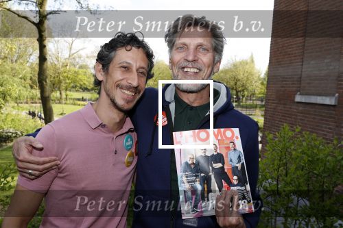 Amsterdam 25 september 2018
Presentatie lâ€™Homo van het blad Linda in Hotel Arena. Linda de Mol reikt het eerste exemplaar uit aan Erwin Olaf Hans v Manen en Hans Klok . Erwin Olaf met partner Kevin ray Edwards