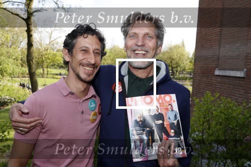 Amsterdam 25 september 2018
Presentatie lâ€™Homo van het blad Linda in Hotel Arena. Linda de Mol reikt het eerste exemplaar uit aan Erwin Olaf Hans v Manen en Hans Klok . Erwin Olaf met partner Kevin ray Edwards