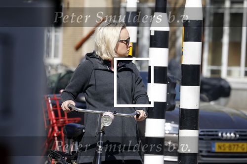 Amsterdam 23 april 2018
Eva Jinek ( zwanger ) gaat met de fiets sporten.
