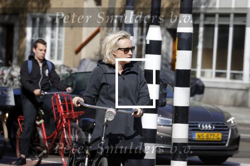 Amsterdam 23 april 2018
Eva Jinek ( zwanger ) gaat met de fiets sporten.
