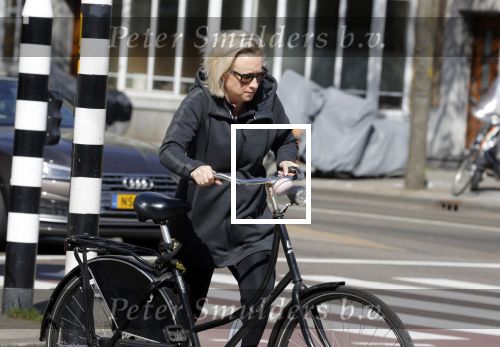 Amsterdam 23 april 2018
Eva Jinek ( zwanger ) gaat met de fiets sporten.