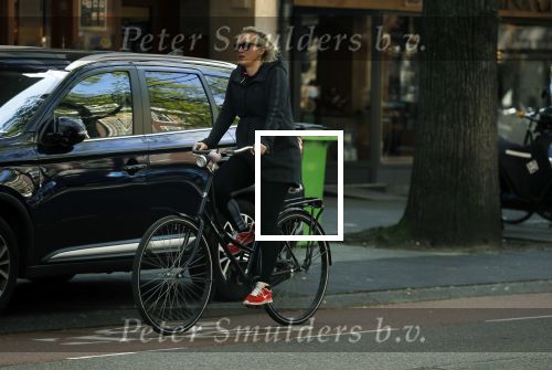 Amsterdam 23 april 2018
Eva Jinek ( zwanger ) gaat met de fiets sporten.