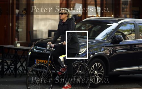 Amsterdam 23 april 2018
Eva Jinek ( zwanger ) gaat met de fiets sporten.
