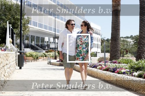 ibiza 29 april 2018
Ferri Somogyi heeft zijn zwangere vriendin Noelle ten huwelijk gevraagd op ibiza. she said YES