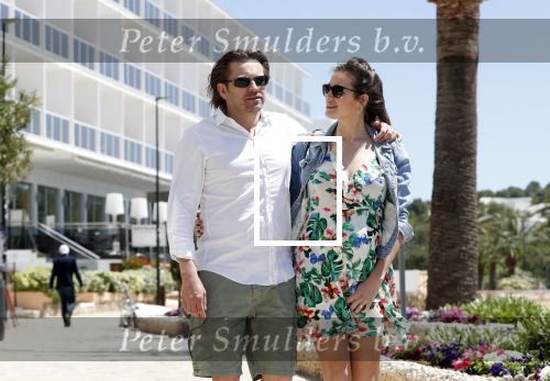ibiza 29 april 2018
Ferri Somogyi heeft zijn zwangere vriendin Noelle ten huwelijk gevraagd op ibiza. she said YES