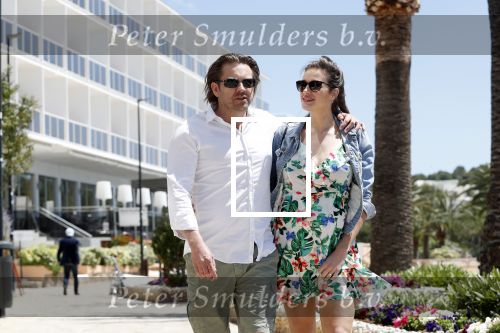 ibiza 29 april 2018
Ferri Somogyi heeft zijn zwangere vriendin Noelle ten huwelijk gevraagd op ibiza. she said YES
