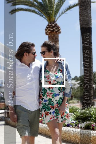 ibiza 29 april 2018
Ferri Somogyi heeft zijn zwangere vriendin Noelle ten huwelijk gevraagd op ibiza. she said YES