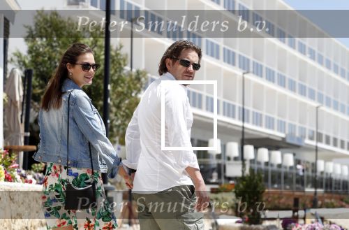 ibiza 29 april 2018
Ferri Somogyi heeft zijn zwangere vriendin Noelle ten huwelijk gevraagd op ibiza. she said YES