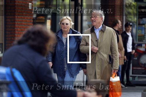 Amsterdam 23 april 2018
Frans Weisglas met zijn vrouw op de beethovenstraat.