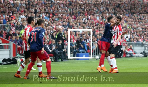 Eindhoven, 15 April 2018
PSV-AJAX, eindstand 3-0 en Landskampioen Seizoen 2017-2018
Gaston Pereiro