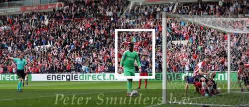 Eindhoven, 15 April 2018
PSV-AJAX, eindstand 3-0 en Landskampioen Seizoen 2017-2018
Gaston Pereiro scoort 1-0