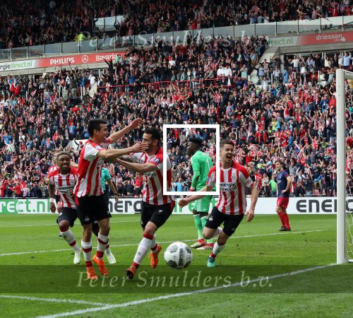Eindhoven, 15 April 2018
PSV-AJAX, eindstand 3-0 en Landskampioen Seizoen 2017-2018
Gaston Pereiro scoort 1-0