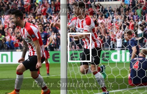 Eindhoven, 15 April 2018
PSV-AJAX, eindstand 3-0 en Landskampioen Seizoen 2017-2018
Gaston Pereiro scoort 1-0