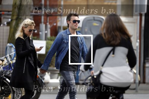 Amsterdam 10 april 2018
Gigi ravelli met haar man Roger Hodenius in Amsterdam zuid.