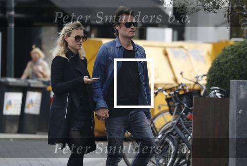 Amsterdam 10 april 2018
Gigi ravelli met haar man Roger Hodenius in Amsterdam zuid.