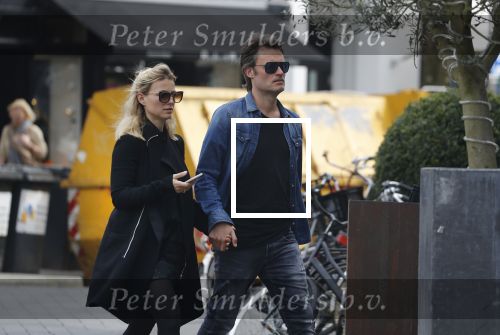 Amsterdam 10 april 2018
Gigi ravelli met haar man Roger Hodenius in Amsterdam zuid.