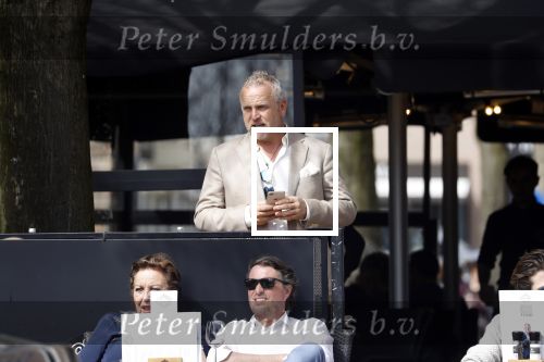 Amsterdam 8 april 2018
Gordon bij zijn koffieshop Blushing