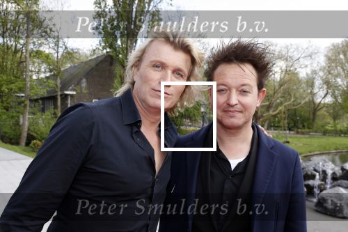 Amsterdam 25 september 2018
Presentatie lâ€™Homo van het blad Linda in Hotel Arena. Linda de Mol reikt het eerste exemplaar uit aan Erwin Olaf Hans v Manen en Hans Klok . Hans Klok en Rop Verheijen