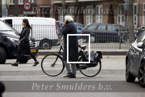 Amsterdam 10 april 2018
Henk Spaan bellend op de fiets in Amsterdam