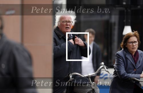 Amsterdam 10 april 2018
Henk Spaan bellend op de fiets in Amsterdam